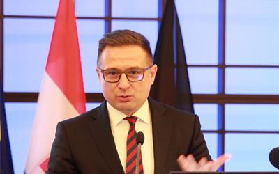 "Premijeru Plenkoviću, samo naprijed s reformama!"